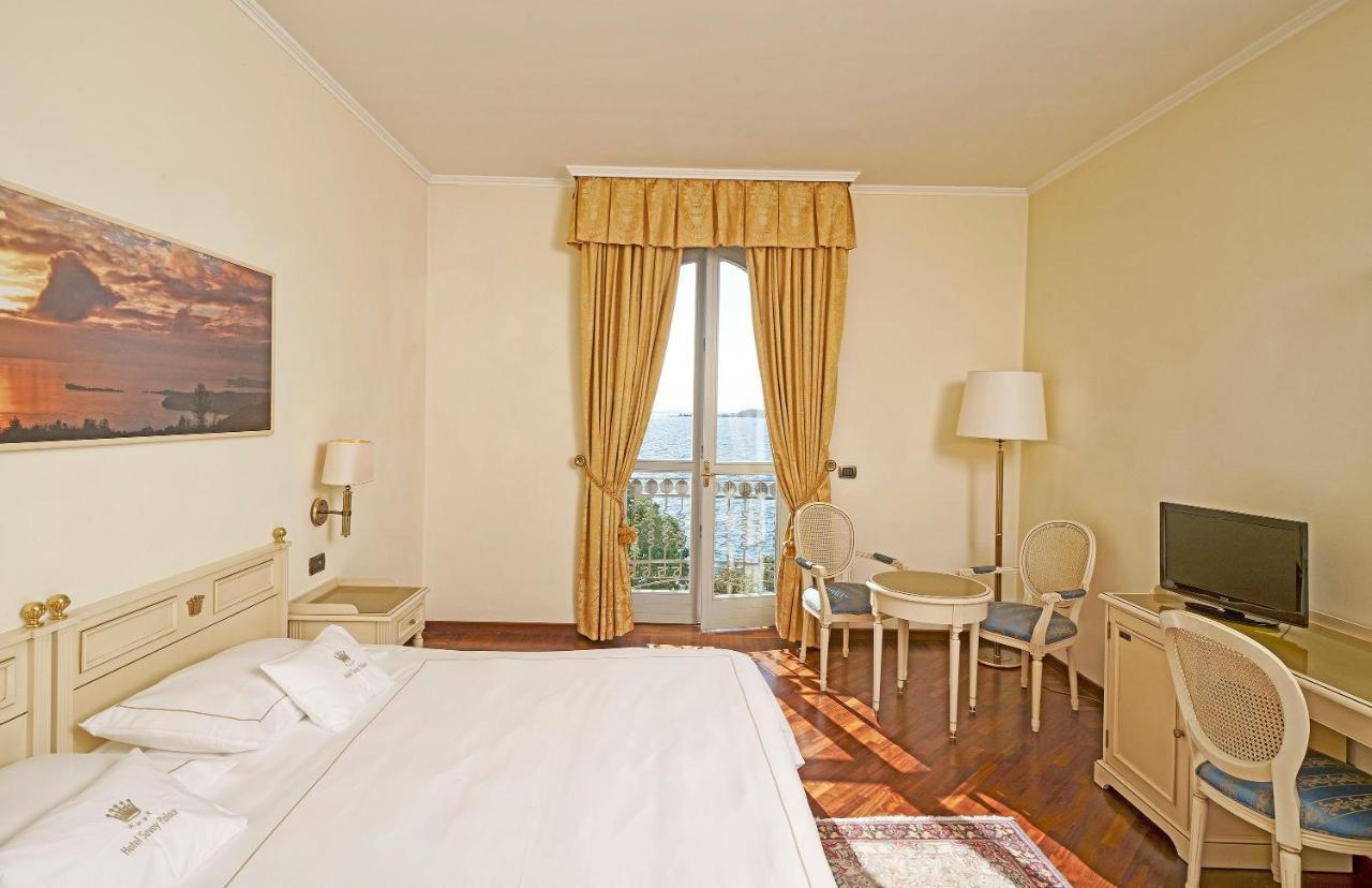 Hotel Savoy Palace Gardone Riviera Exterior photo