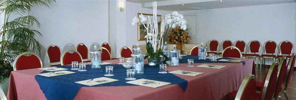 Hotel Savoy Palace Gardone Riviera Exterior photo