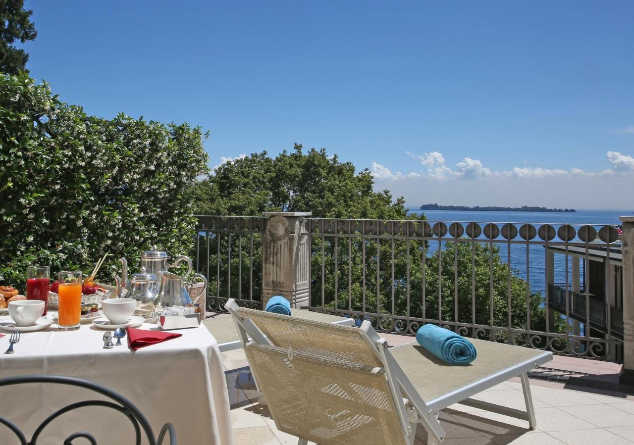 Hotel Savoy Palace Gardone Riviera Exterior photo