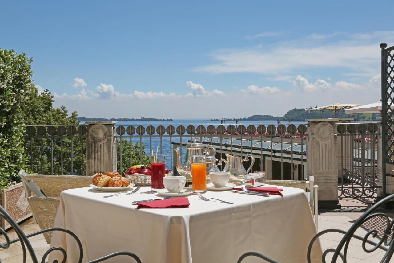 Hotel Savoy Palace Gardone Riviera Exterior photo