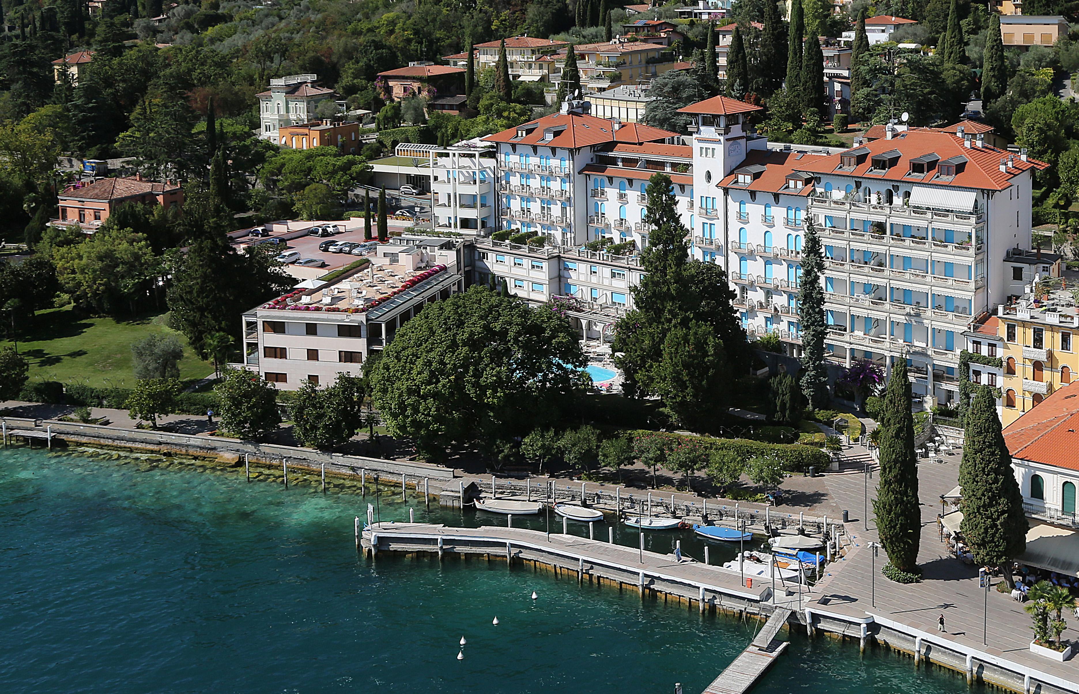 Hotel Savoy Palace Gardone Riviera Exterior photo