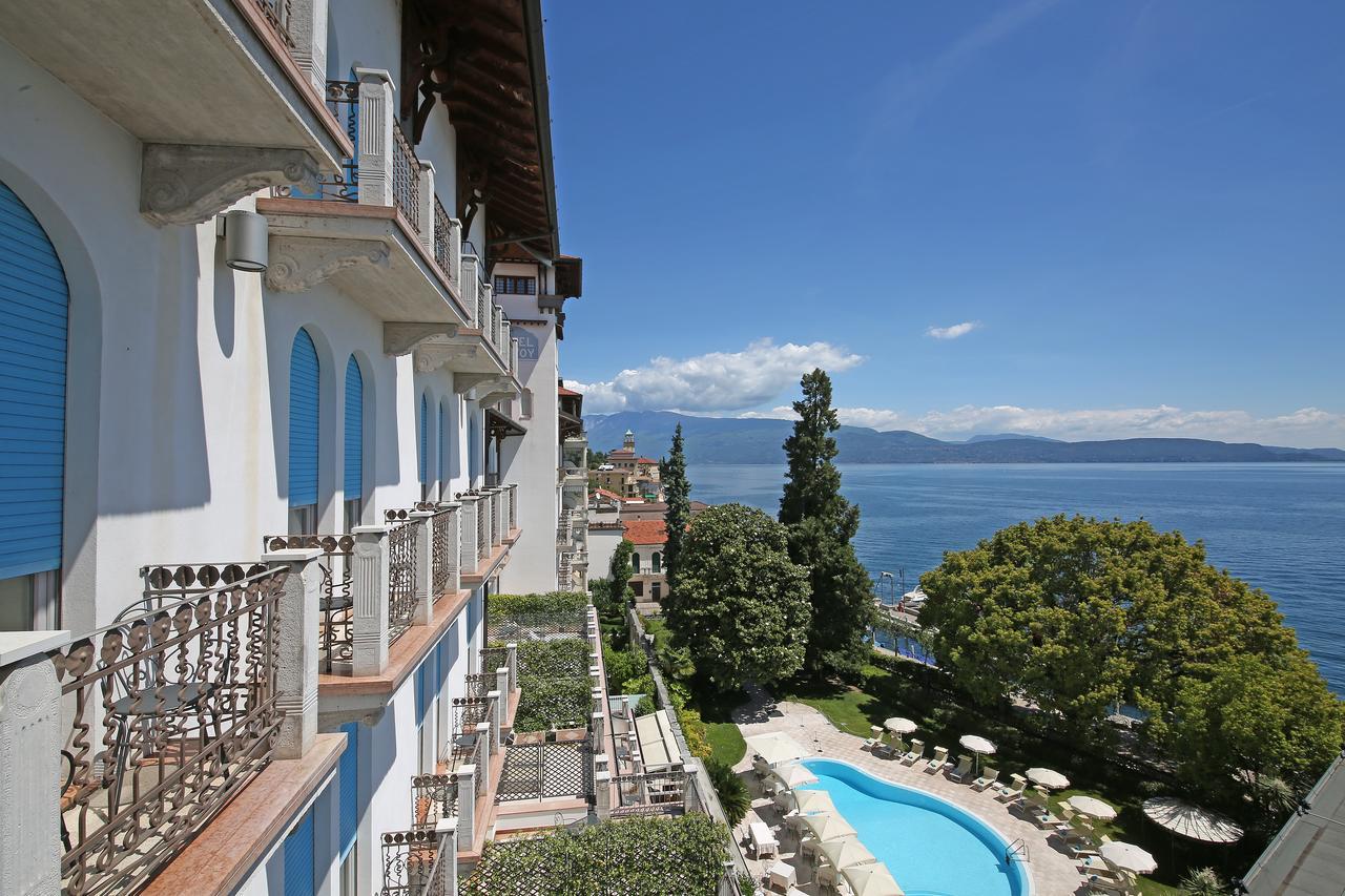 Hotel Savoy Palace Gardone Riviera Exterior photo