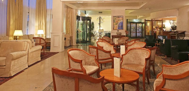 Hotel Savoy Palace Gardone Riviera Exterior photo
